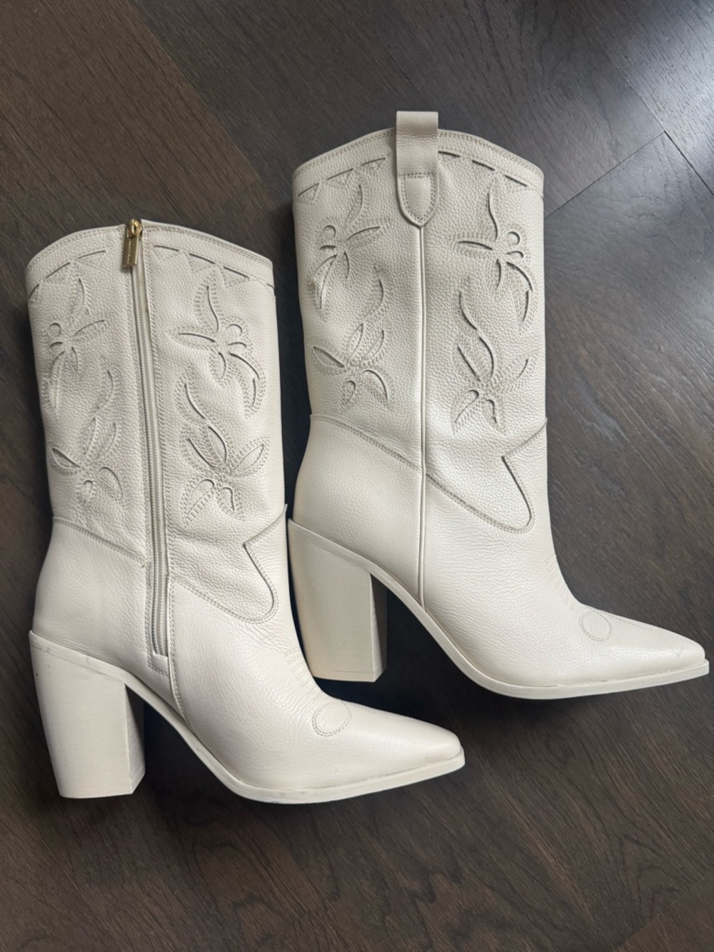 NEW No Box Vince Camuto Women's Alisah Square Toe Western Leather Boot